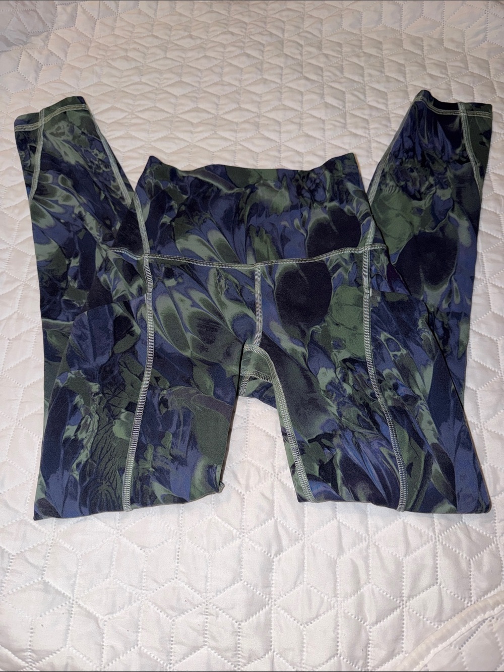 lululemon Align High-Rise Pant with Pockets 28โ Purple Green Abstract Floral 0